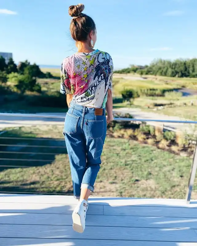 Instagram - tees-1.webp